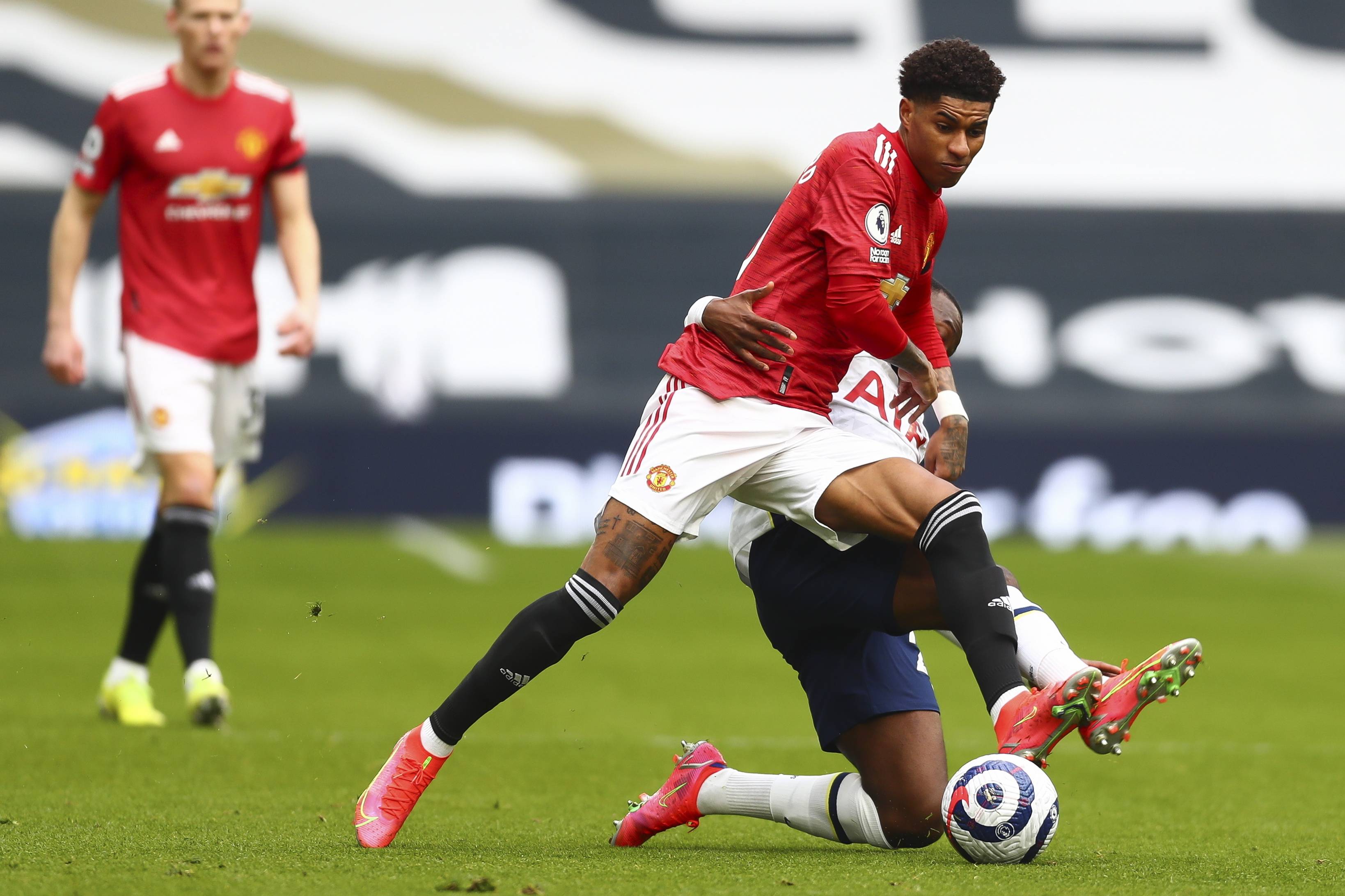 与从欧联杯 与从欧联杯